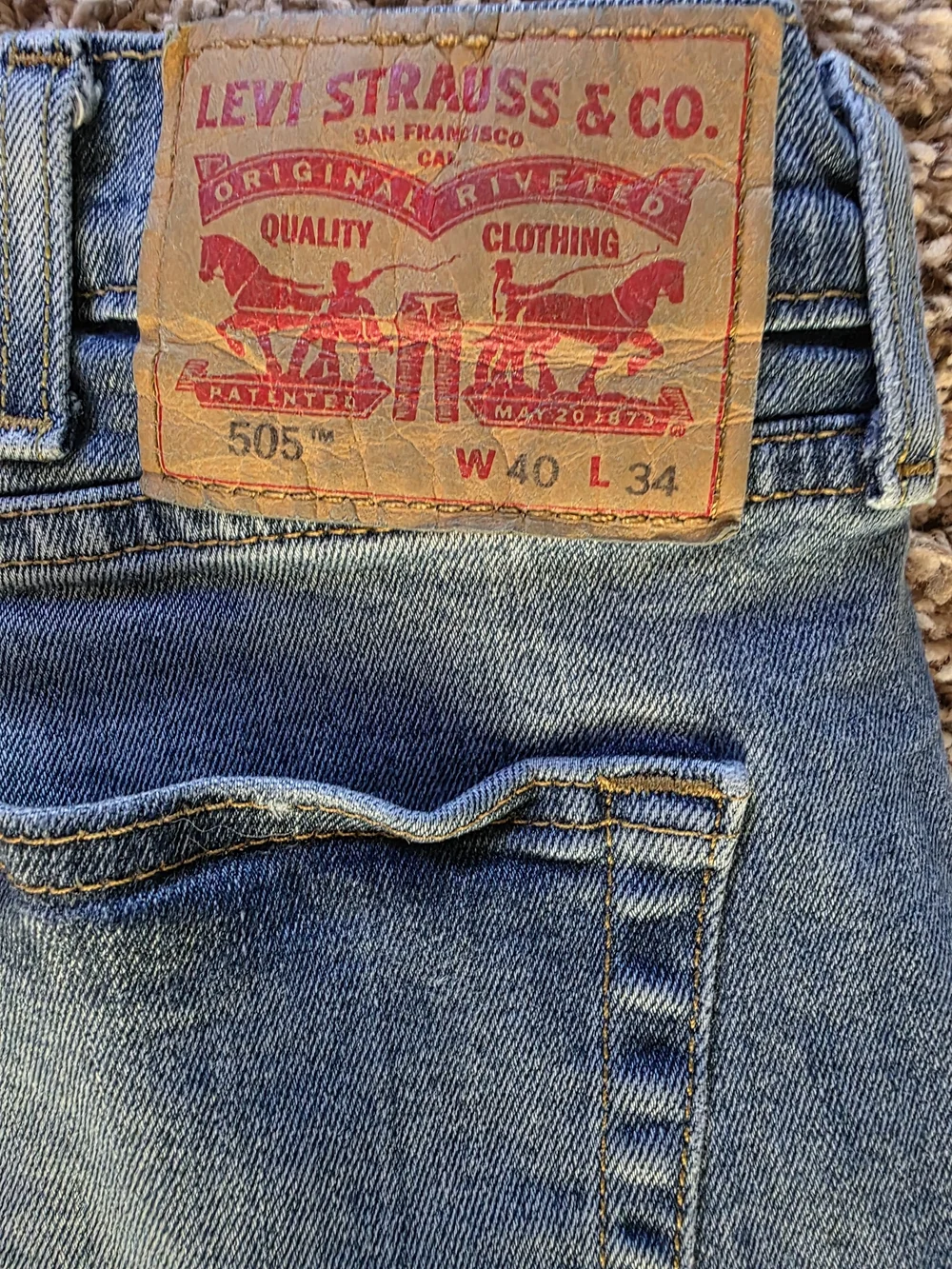 Levis classic straight